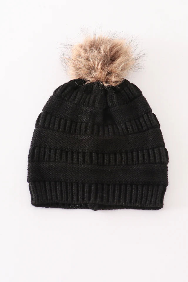 Black Pom Pom Beanie Hat